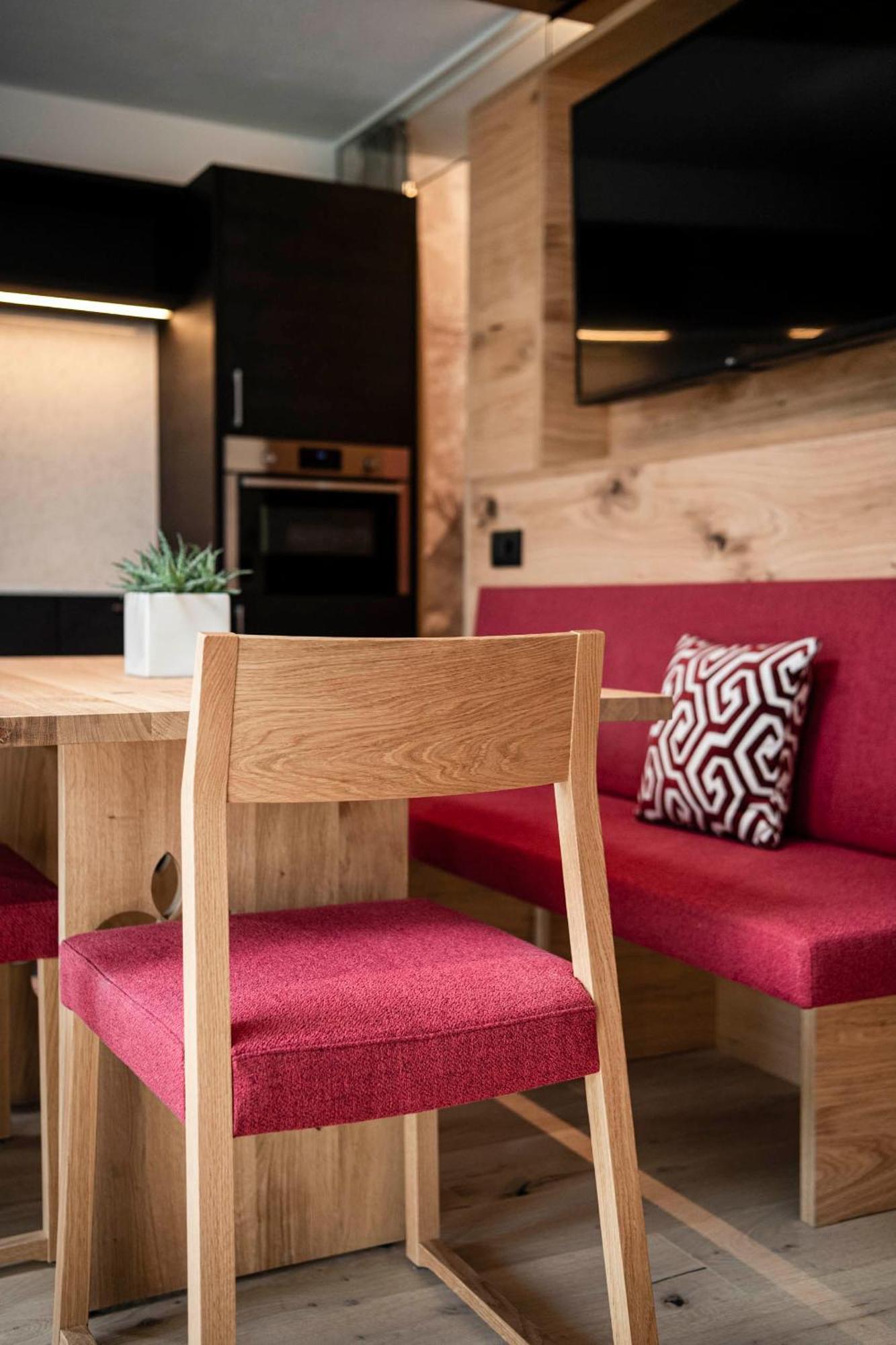 לה ואלה Apartments Aois 4 Elements Suits מראה חיצוני תמונה