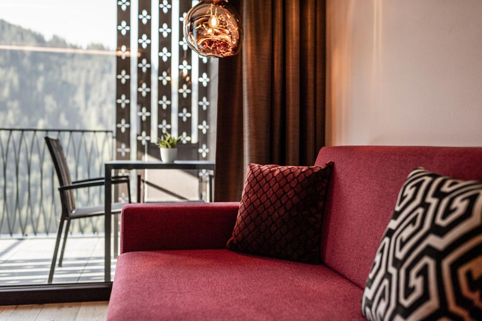 לה ואלה Apartments Aois 4 Elements Suits מראה חיצוני תמונה
